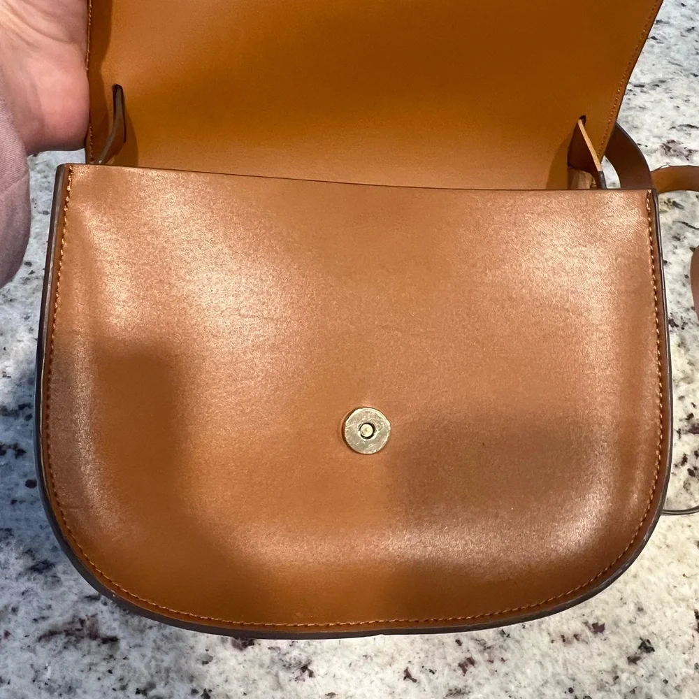 Zara Tan Crossbody Bag - Picture 13 of 15